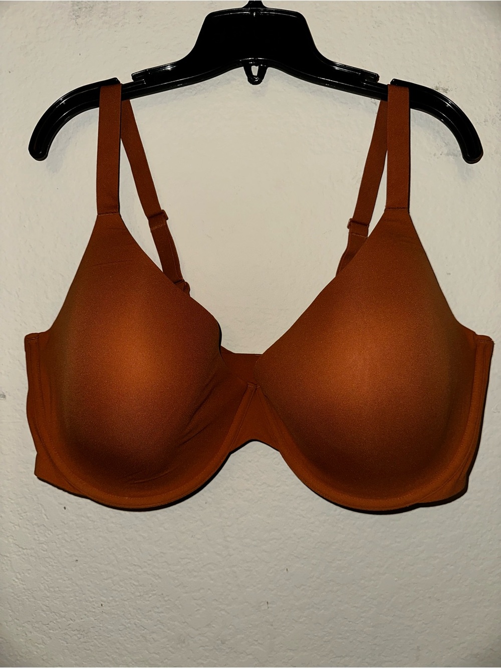 Skims fits everybody scoop plunge bra color bronze size 44DDDD